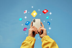 Social Media Platforms for the making money from the mobile phone